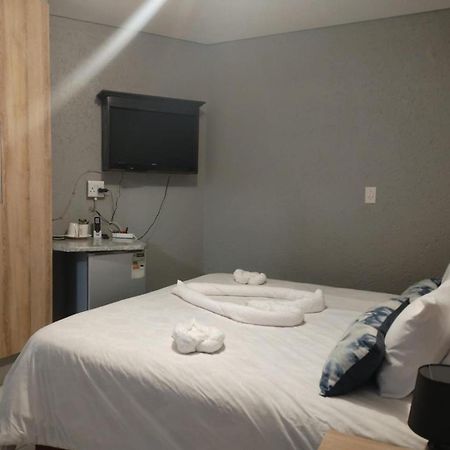 Elegant Guest House Malelane Malalane Ngoại thất bức ảnh
