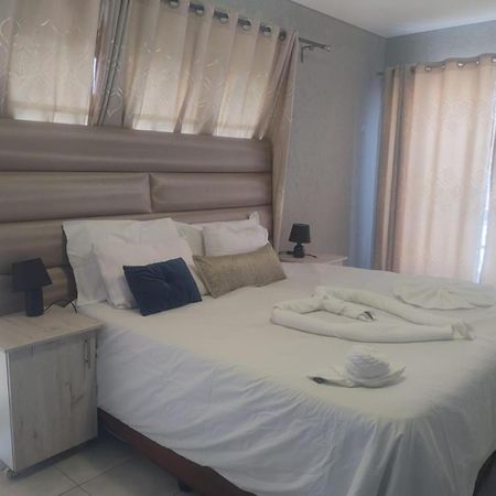 Elegant Guest House Malelane Malalane Ngoại thất bức ảnh